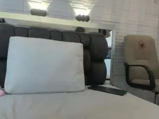 Camsoda Nude Webcam of bella-dunne