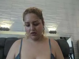 Camsoda Nude Webcam of bella-dunne