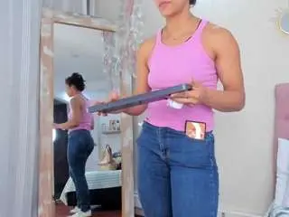 Camsoda Watch Live Sex Cams of kamilacosta
