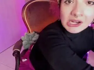 Camsoda Watch Live Sex Cams of merida-red
