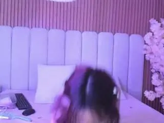 Camsoda Free Live Porn of eveaura