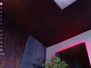 Camsoda Free Live Porn of miiastonnee