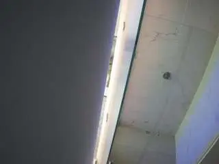Camsoda Sex Cam of voyeurcam-casa-salsa-shower-1