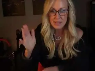 Camsoda Live Sex of brandi-love