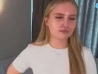 Camsoda Adult Webcam of connieeholt
