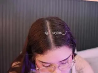 Camsoda Adult Webcam of angelaa-thommson