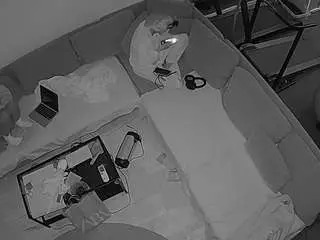 Camsoda Adult Webcam of voyeurcam-julmodels-living-7