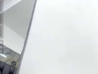 Camsoda Adult Webcam of may-clanfort