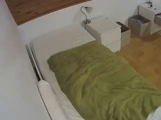 Camsoda Live Sex of voyeurcam-julmodels-greybed-1