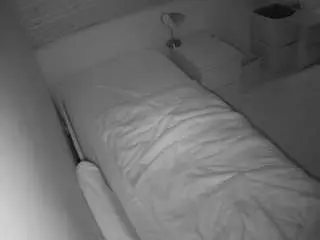 Camsoda Free Live Porn of voyeurcam-julmodels-greybed-1