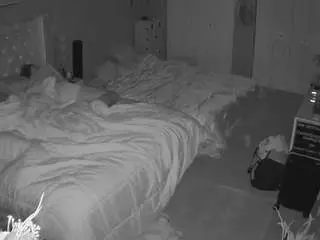 Camsoda Adult Webcams of voyeurcam-house-charleys-room