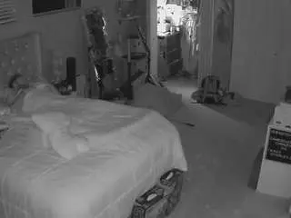 Camsoda Free Porn Cam of voyeurcam-house-charleys-room