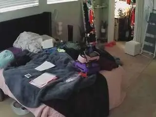Camsoda Sex Chat of voyeurcam-house-charleys-room