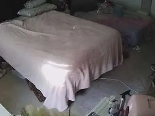 Camsoda Nude Webcam of voyeurcam-house-charleys-room