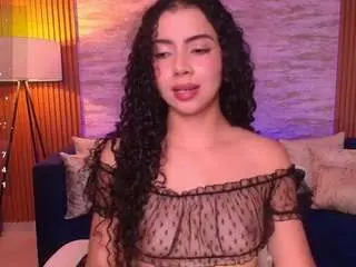 Camsoda Free Live Porn of carolyn-collins