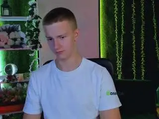 Camsoda Watch Live Sex Cams of emmanuel-shine