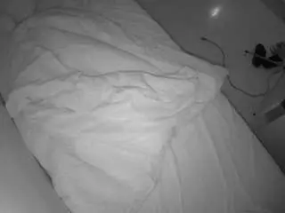 Camsoda Free Porn Cam of voyeurcam-julmodels-greybed-2