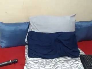Camsoda Watch Live Sex Cams of londilicious33