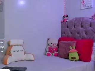 Camsoda Watch Live Sex Cams of sarastonee