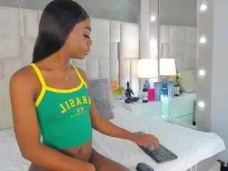 Camsoda Sex Chat of isis-brown