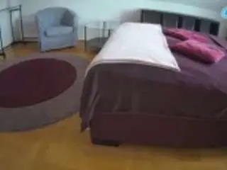 Camsoda Best Webcam of voyeurcam-julmodels-whitebed-6