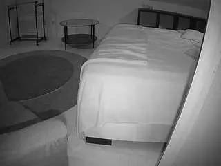 Camsoda Free Live Porn of voyeurcam-julmodels-whitebed-6