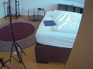 Camsoda Sex Chat of voyeurcam-julmodels-whitebed-6