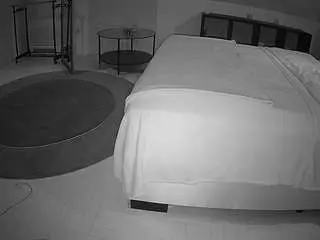 Camsoda Adult Webcam of voyeurcam-julmodels-whitebed-6