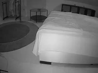 Camsoda Free Porn Cam of voyeurcam-julmodels-whitebed-6