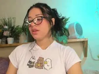 Camsoda Nude Webcam of miaarose