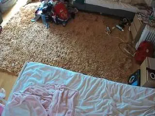 Camsoda Sex Chat of voyeurcam-julmodels-whitebed-5