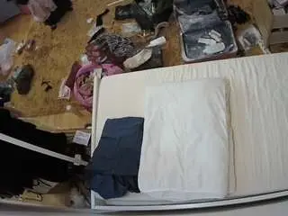 Camsoda Best Webcam of voyeurcam-julmodels-whitebed-5