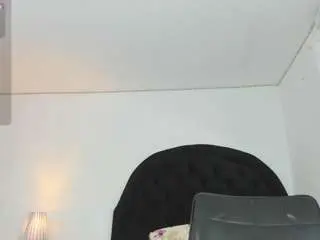 Camsoda Free Live Porn of mia-hornny