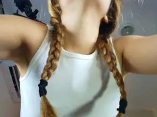 Camsoda Nude Webcam of jenna-bluee