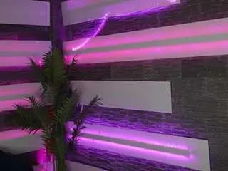 Camsoda Watch Live Sex Cams of foxxy-milf