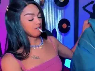 Camsoda Free Porn Cam of nickyminach