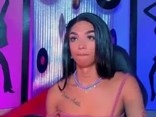 Camsoda Watch Live Sex Cams of nickyminach