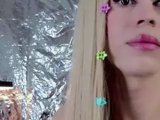Camsoda Watch Live Sex Cams of pearl-sexy