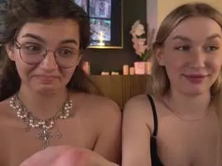 Camsoda Live Porn of eldagoldsmith
