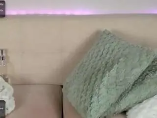 Camsoda Adult Webcam of itschloelaurent