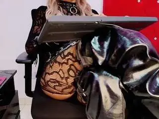 Camsoda Free Live Porn of mistress-edggy