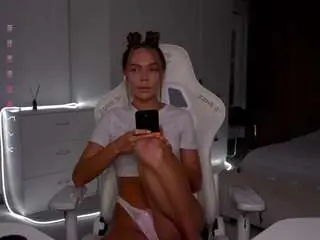 Camsoda Adult Webcam of evelina-fox