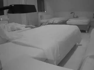 Camsoda Best Webcam of voyeurcam-julmodels-bed-2