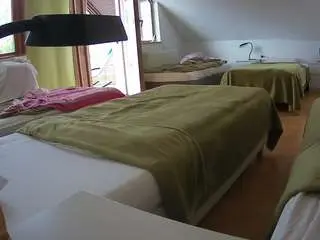 Camsoda Watch Live Sex Cams of voyeurcam-julmodels-bed-2