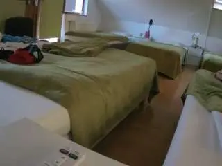 Camsoda Live Sex Cam of voyeurcam-julmodels-bed-2