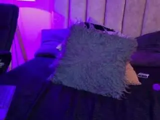 Camsoda Free Porn Cam of nahiara-santana