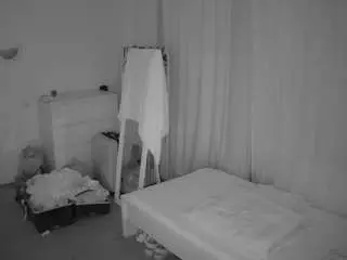 Camsoda Watch Live Sex Cams of voyeurcam-julmodels-reallife-3