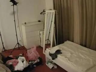 Camsoda Live Sex Cam of voyeurcam-julmodels-reallife-3