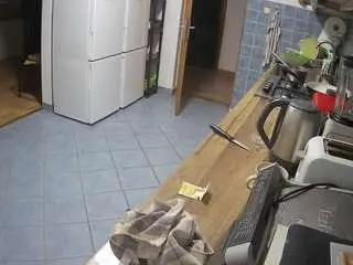 Camsoda Adult Video Chat of voyeurcam-julmodels-kitchen
