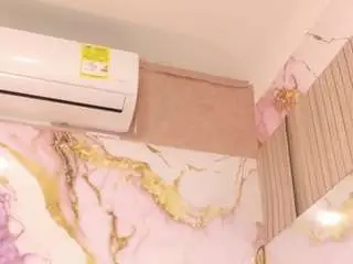 Camsoda Nude Webcam of jeyvazquez